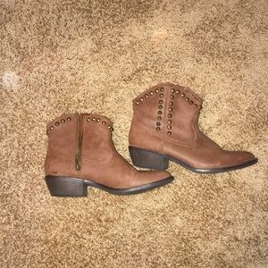 Brown studded booties, great condition! Size 9.
